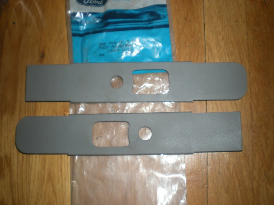 NOS 1996 1997 Lincoln Continental Front Seat Belt Covers F6OY-54602B90-E - Image 1 of 1