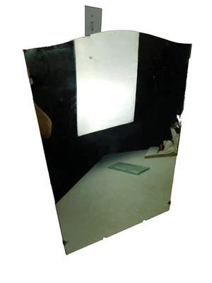 Antiguo botiquín años 40 espejo colgante estantes de vidrio rosa baño abovedado Foto 1 de 4