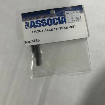 Team Associated #7456 Front Axle T4 (Trailing) NIP - Image 1 of 2