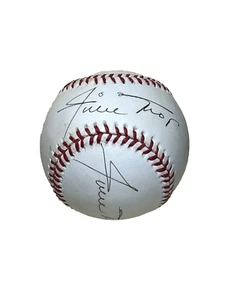 Willie Mays signed Vintage Baseall - * 2 AUTOGRAPHS * - Beckett Authenticated - Picture 1 of 8