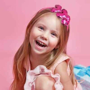 Dima con forma de arco impreso en corazón para niñas - Imagen 1 de 13
