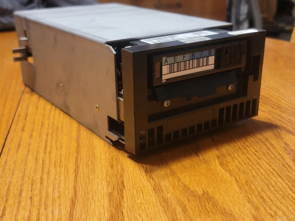 COMPAQ 295648-001 SPS-DRV,TAPE,7000DLT LIBRARY USED - Image 1 of 4