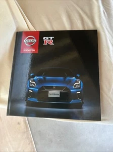 nissan gt-r r35 hardback brochure skyline gtr - Picture 1 of 3