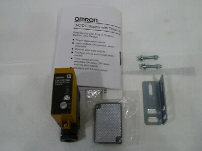 OMRON E3A2-DS70M4 PHOTOELECTRIC SWITCH 24~240 VAC 12~240 VDC (BRAND NEW NO BOX) - Image 1 of 4