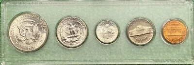 1964-D KENNEDY HALF MINT SET - UNC - IN HOLDER - L@@K AT PICTURES!!!!!  #6712 - Image 1 of 2