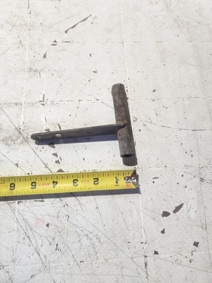 GM - Alternator Spacer Bracket 1960's-1970's - Image 1 of 2