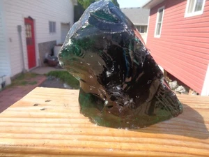 Glass Rock Slag Pretty Emerald Green 5.4 lbs YY18 Rocks Landscape Aquarium - Picture 1 of 1