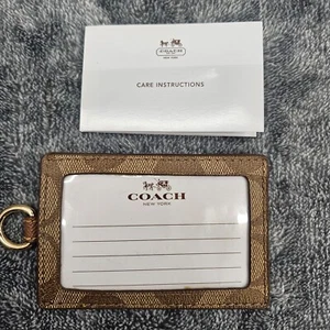 Coach Ausweis Schlüsselband Gepäckanhänger Signatur beschichtetes Canvas Leder khaki Sattel 63274 - Bild 1 von 10