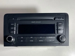 Radio Audi A3 8P Audi Concert 2 DIN REF: 8P0035186G - Picture 1 of 7