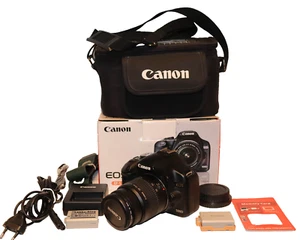 Canon EOS 500D Spiegelreflexkamera- super Zustand mit Zubehörpaket - Bild 1 von 10