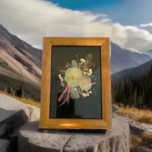 Fiori pressati incorniciati 8"X6" artista New Hampshire - Foto 1 di 3