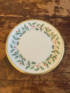 Lenox Dimensions Holiday Bread & Butter Or Dessert Plate 6.” Holly - Picture 1 of 5