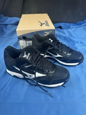 New Mizuno Youth Franchise 6 Mid Sz 6 Baseball Cleats Black/white - Image 1 of 4