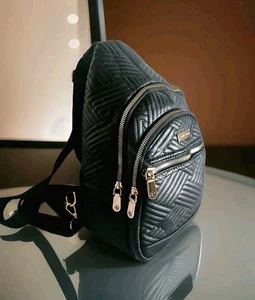 ADRIENNE VITTADINI Rucksack Handtasche verstellbarer Schulterriemen gesteppt schwarz neu ohne Etikett  - Bild 1 von 17