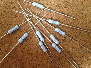 0,27 33 100 470 560 ohmios 1W 5% resistencia película óxido metálico Panasonic ERG/X MultiQ - Imagen 1 de 6