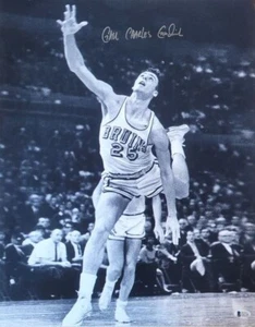 Signed 16X20 GAIL GOODRICH UCLA BRUINS  Autographed Photo Beckett Hologram - Picture 1 of 1