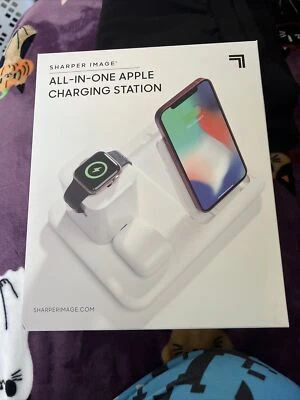 Estación de carga todo en uno Foto 1 de 2