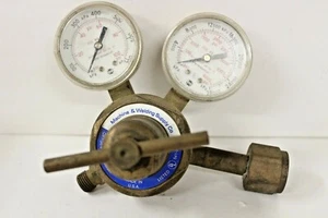 Machine and Welding Supply Co. Model 250-80-540 Oxygen Regulator - Picture 1 of 7