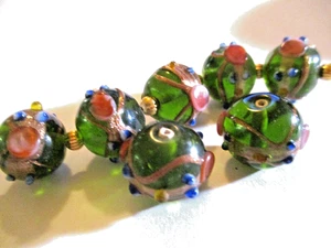 12 Peridot Green 16x15 mm Wedding Cake Lampwork Gold Trimmed Glass Beads  VN32 - Picture 1 of 3