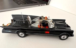Vintage Corgi 1970s Rocket-Firing Batmobile  1:43 - Picture 1 of 11