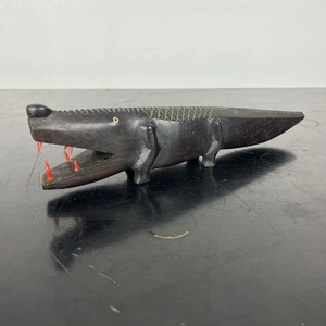 Vintage Alligator Folk Art Wooden Carved 8.5" Long Reptile Lizard Home Decor Art - Picture 1 of 9
