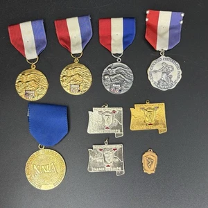 Lote De Colección Años 60 Unión Atlética Amateur AAU Pacific Northwest YMCA Medalla de Natación - Imagen 1 de 11