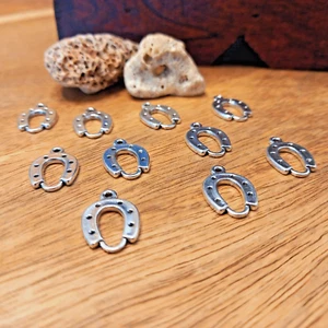 10 Hufeisen Charms Kettenanhänger Verbinder Schmuckherstellung DIY (16) - Bild 1 von 3