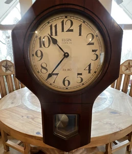 Vintage Elgin Pendulum Wall Clock With Westminster Chimes Quartz Movement - Picture 1 of 4