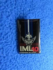 BOTTONE UFFICIALE 40° ANNIVERSARIO INTERNAZIONALE MR IN PELLE - Foto 1 di 2