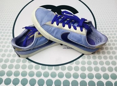 Zapatillas Nike para mujer dulces clásicas bajas moradas/azules talla 9 Foto 1 de 4