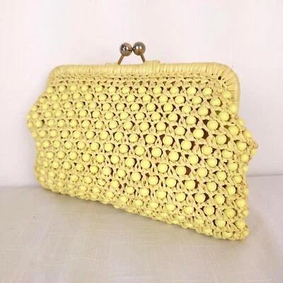 Bolso sin asas vintage WALBORG amarillo con cuentas años 60 Barbie italiana bolso de mano de paja Foto 1 de 4