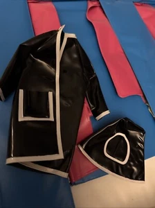 Vintage Maddie Mod Barbie Clone - Slick Chick Black White Rain Coat & Bucket Hat - Picture 1 of 5
