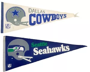 "Bandiera pennant vintage SEATTLE Seahawks DALLAS Cowboys NFL in feltro calcio 12"" X 30""" - Foto 1 di 9