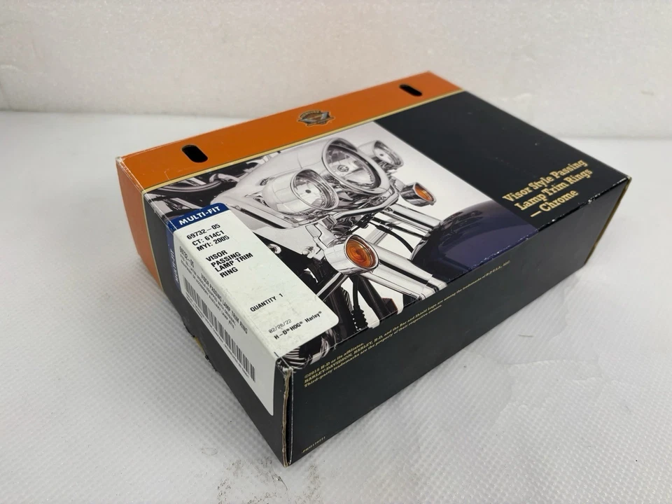 Paraseras de anillo de ajuste de lámpara de paso cromadas Harley Davidson 69732-05 totalmente nuevas Foto 1 de 4