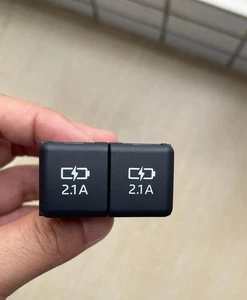 OEM 85532‑15010 USB Charger Socket 2018–2022 Toyota Prius, Camry, Corolla - Bild 1 von 4