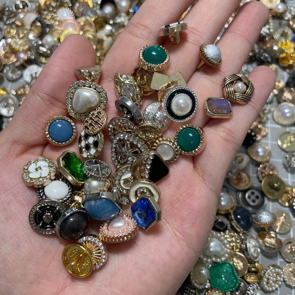 Vintage now Estate Sale Buttons 50p Lot Various Sizes Shapes Colors Types Usable - Image 1 of 4