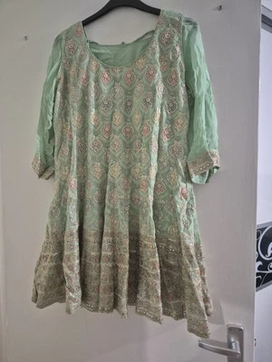 indio pakistaní verde oro sharara vestido para bodas fiestas  Foto 1 de 4