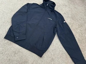 Chaqueta Tommy Hilfiger para hombre azul marino resistente al agua y al viento talla S nueva con etiquetas - Imagen 1 de 9