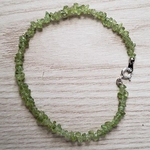 Hand- Made GENUINE * PERIDOT STONE * BRACELET 7.5" Long ,3-5MM - USA - Picture 1 of 8
