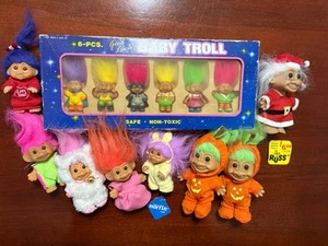 Lot 14 Trolls- Russ Holidays & Good Luck Baby Trolls / Crocheted Clothes Manual - Picture 1 of 16