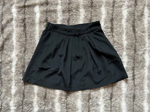 Joie Black 100% Silk Pleated Mini Skirt Size XS - Picture 1 of 3