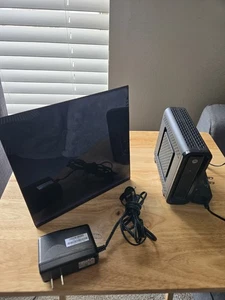 Entry Level Cable Modem &Router SB6141 R6250 - Afbeelding 1 van 3