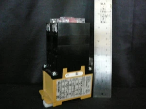 ALLEN BRADLEY 700S-P710A1 TOTALMENTE NUEVO - Imagen 1 de 4