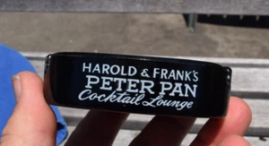 AD ASHTRAY Harold & Franks Peter Pan Cocktail Lounge San Francisco black glass - Picture 1 of 5