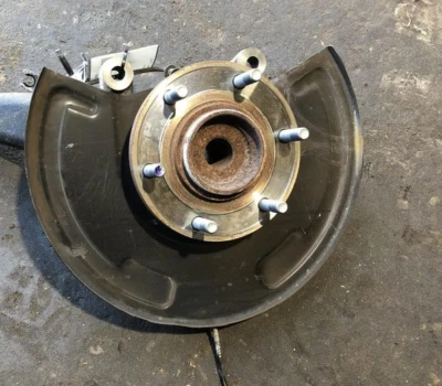 2004-2015 Nissan Titan Driver Left Front Spindle Knuckle OEM - Image 1 of 4