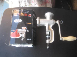 New VASA Model NO. 5 Metal Meat Grinder Manual Wood Hand Crank Tabletop Model - Picture 1 of 10