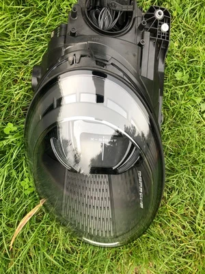 Genuine 2023 Porsche 911 992 X-sight LED matrix 9P5941082 D Great condition - Image 1 of 4