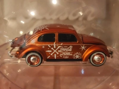 2025 M2 машины Рождественское украшение Coca Cola 1953 Volkswagen жук новый - Изображение 1 из 4