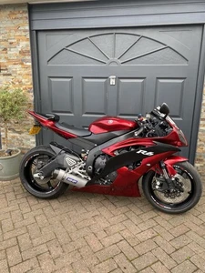 Yamaha YZF R6 600 - Picture 1 of 17