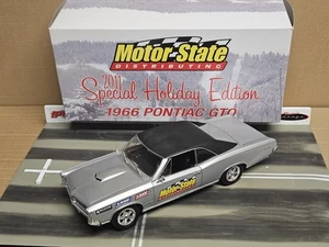 LANE EXACT DETAIL ACME 1:18 1966 PONTIAC GTO, 2011 SPECIAL HOLIDAY CAR - Picture 1 of 10